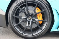 USED 2016 66 LAMBORGHINI AVENTADOR 6.5 V12 LP 750-4 Superveloce Roadster Petrol ISR 4WD Euro 5 (750 bhp) Blue Glauco Paintwork