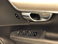 USED 2017 17 VOLVO V90 2.0 D4 Momentum Estate 5dr Diesel Auto Euro 6 (s/s) (190 ps)+2 KEYS+1 FORMER KEEPER+HISTORY+RECENT NEW TIMING BELT+MEDIA+NAVIGATION+BLUETOOTH+USB+AUX+DAB+ALLOYS+ 2 KEYS+1 FORMER KEEPER+HISTORY+LEATHER HEATED SEATS+PARK SENSORS+BLUETOOTH+MEDIA+NAVIGATION+CLIMATE+CRUISE+ALLOYS+USB+AUX+DAB+HPI CLEAR