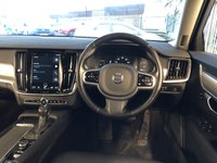 USED 2017 17 VOLVO V90 2.0 D4 Momentum Estate 5dr Diesel Auto Euro 6 (s/s) (190 ps)+2 KEYS+1 FORMER KEEPER+HISTORY+RECENT NEW TIMING BELT+MEDIA+NAVIGATION+BLUETOOTH+USB+AUX+DAB+ALLOYS+ 2 KEYS+1 FORMER KEEPER+HISTORY+LEATHER HEATED SEATS+PARK SENSORS+BLUETOOTH+MEDIA+NAVIGATION+CLIMATE+CRUISE+ALLOYS+USB+AUX+DAB+HPI CLEAR
