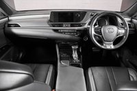 USED 2020 20 LEXUS ES 2.5 300h F Sport Saloon 4dr Petrol Hybrid E-CVT Euro 6 (s/s) (218 ps) +LEXUS WARRANTY UNTIL FEB 2026+