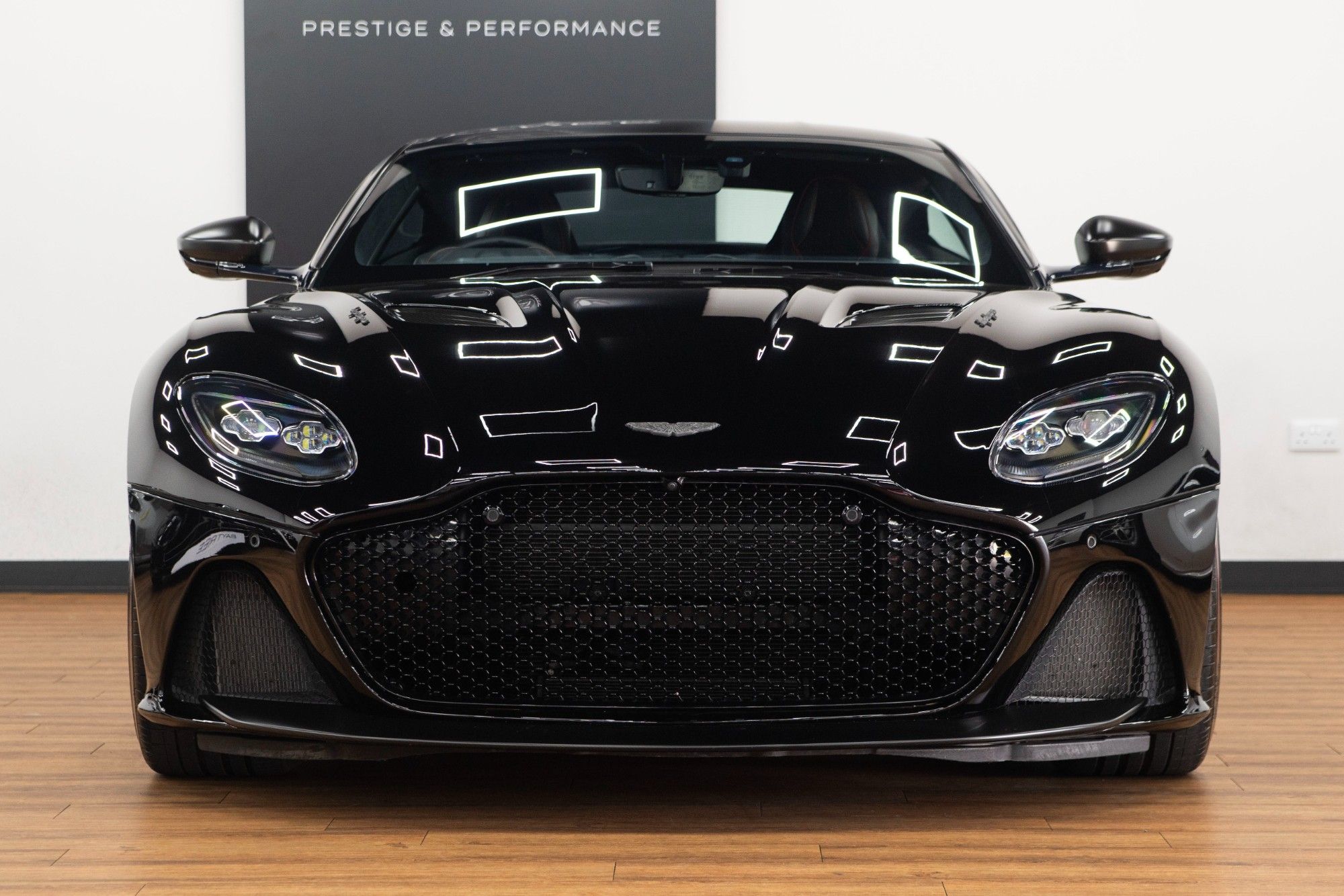 USED 2019 ASTON MARTIN DBS 5.2 V12 BiTurbo Superleggera TAG Heuer Edition 