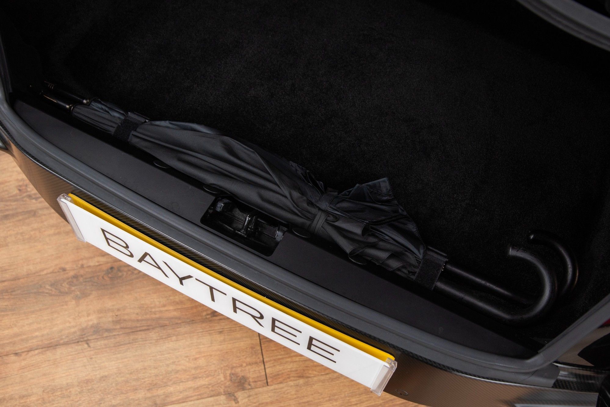USED 2019 ASTON MARTIN DBS 5.2 V12 BiTurbo Superleggera TAG Heuer Edition 