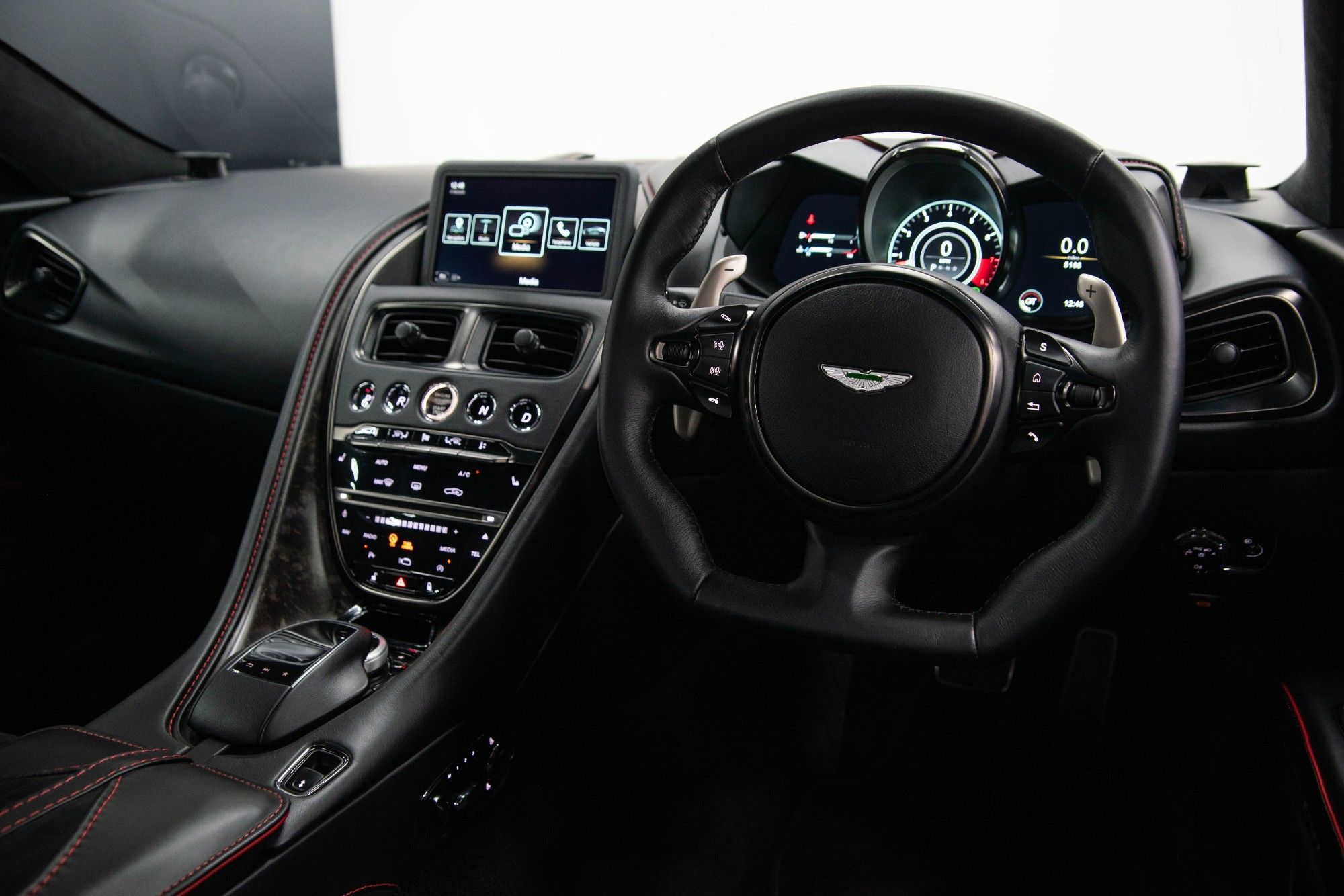 USED 2019 ASTON MARTIN DBS 5.2 V12 BiTurbo Superleggera TAG Heuer Edition 