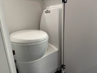 USED 2025 TRIGANO TRIGANO RACING 300 CARAVAN SINGLE AXLE ( NEW UNUSED ) ALLOYS / TOILET 2025 MODEL