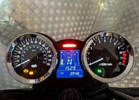 USED 2023 23 KAWASAKI Z900 RS SE www.sellingyourbike.co.uk 