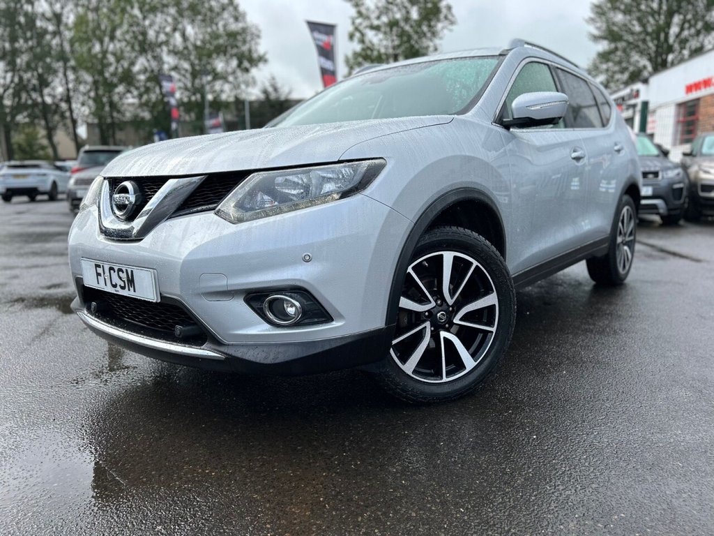 2015 NISSAN X-TRAIL