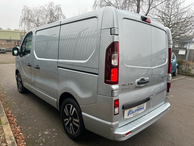 2023 Renault Trafic 2L Sport+ 3dr - Photo 9