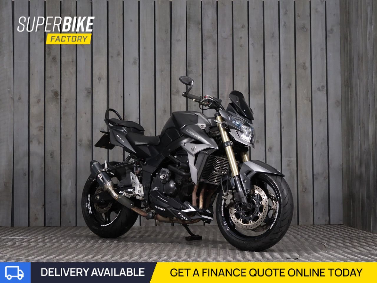 SUZUKI GSR750