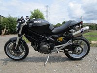 2010 DUCATI Monster 1100