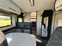 USED 2018 68 ROLLER TEAM ZEFIRO 685 4 BERTH & 4 TRAVEL SEATS LUXURY MOTORHOME ELECTRIC DROP DOWN BED
