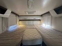 USED 2018 68 ROLLER TEAM ZEFIRO 685 4 BERTH & 4 TRAVEL SEATS LUXURY MOTORHOME ELECTRIC DROP DOWN BED
