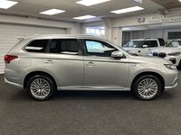 USED 2018 68 MITSUBISHI OUTLANDER 2.4h TwinMotor 13.8kWh 4h SUV 5dr Petrol Plug-in Hybrid CVT 4WD Euro 6 (s/s) (209 ps) UK DELIVERY FLAT FEE &pound;175 (SUBJECT TO DEAL) *OVER 100 IMAGES ON OUR WEBSITE*BESPOKE FINANCE ARRANGED*PART EXCHANGE WELCOME*ALL VEHICLES HPI CLEAR