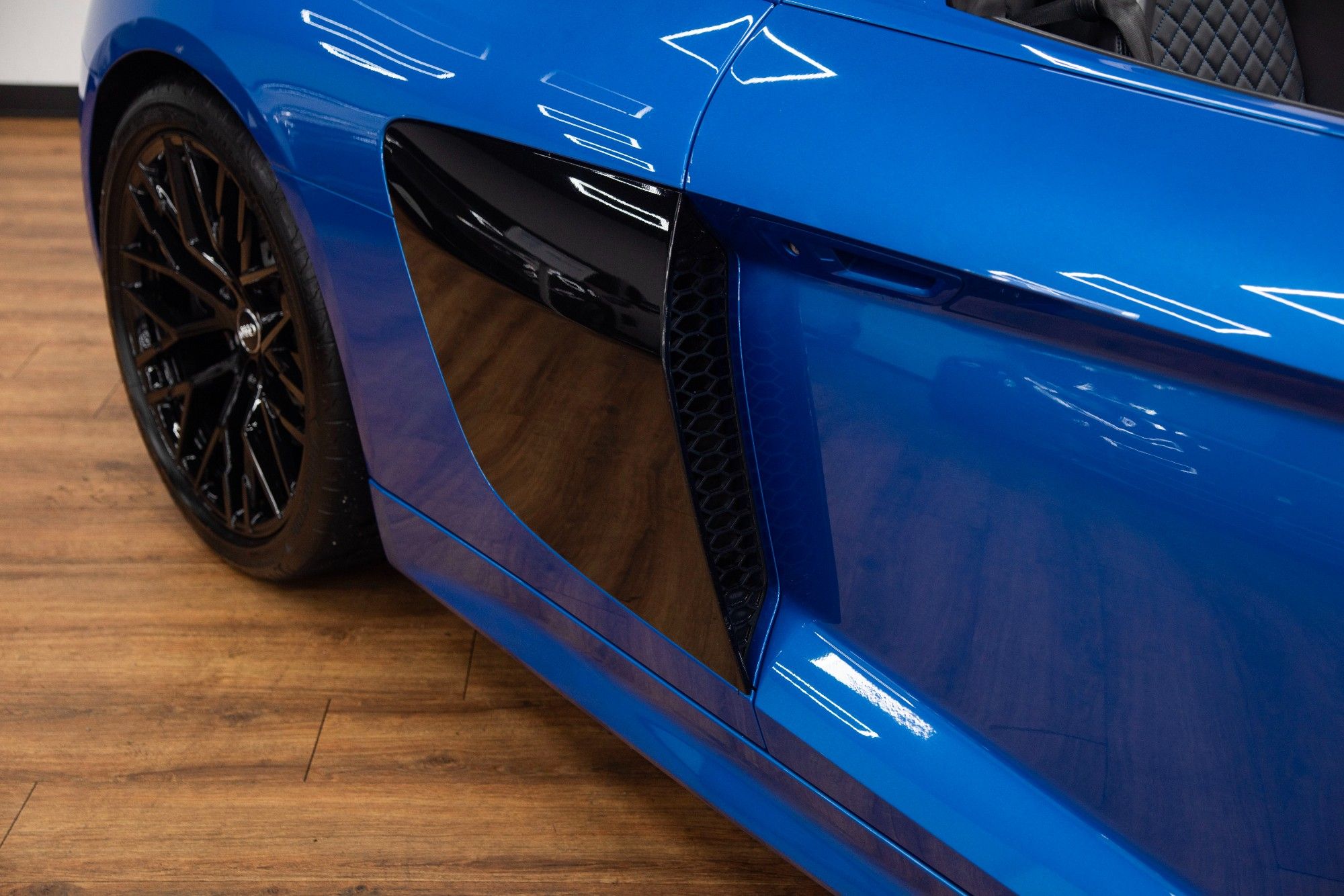 USED 2017 AUDI R8 5.2 FSI V10 Spyder 