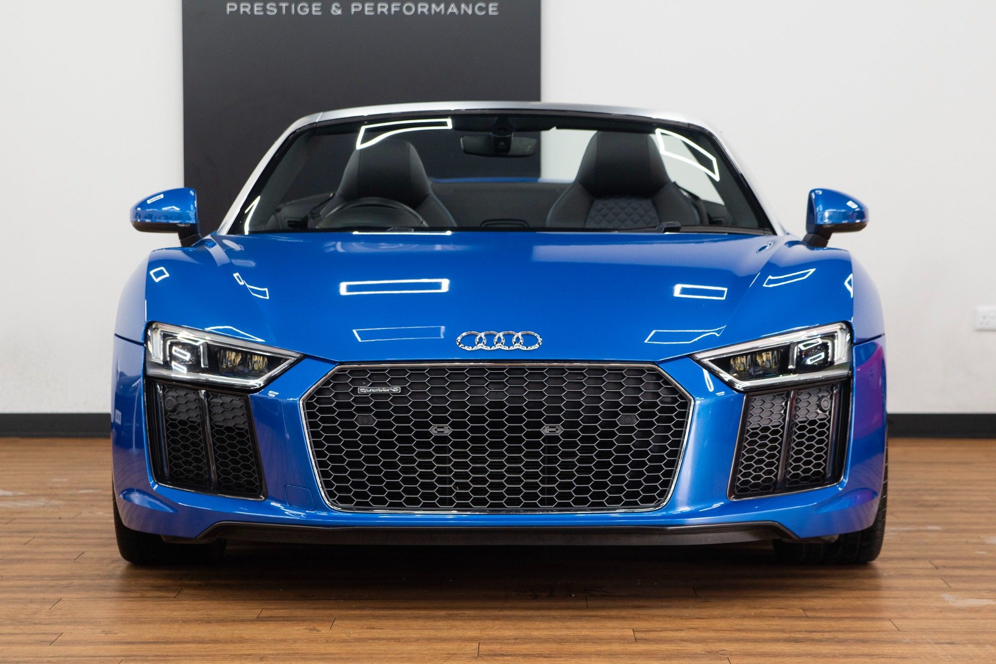 USED 2017 AUDI R8 5.2 FSI V10 Spyder 