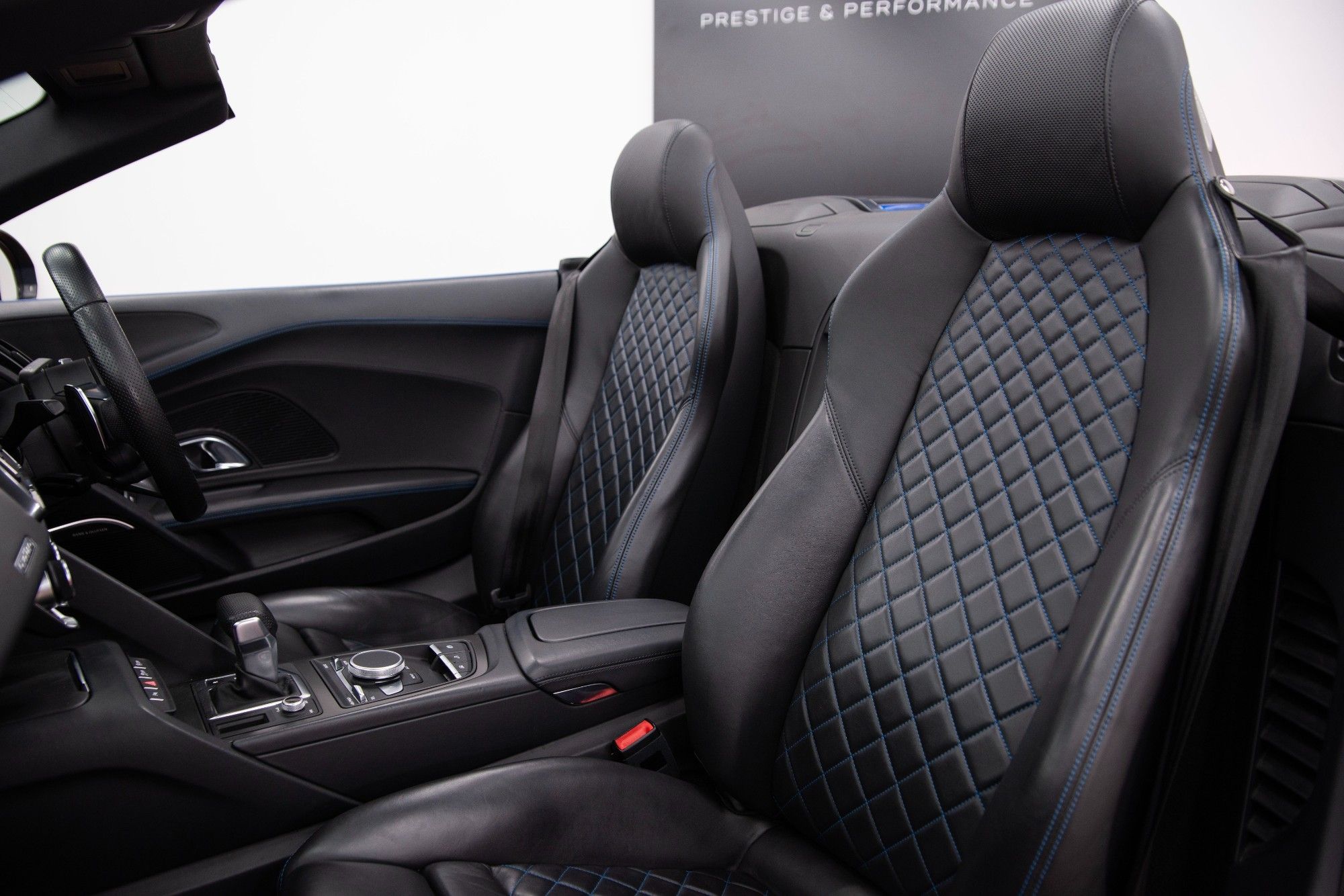 USED 2017 AUDI R8 5.2 FSI V10 Spyder 