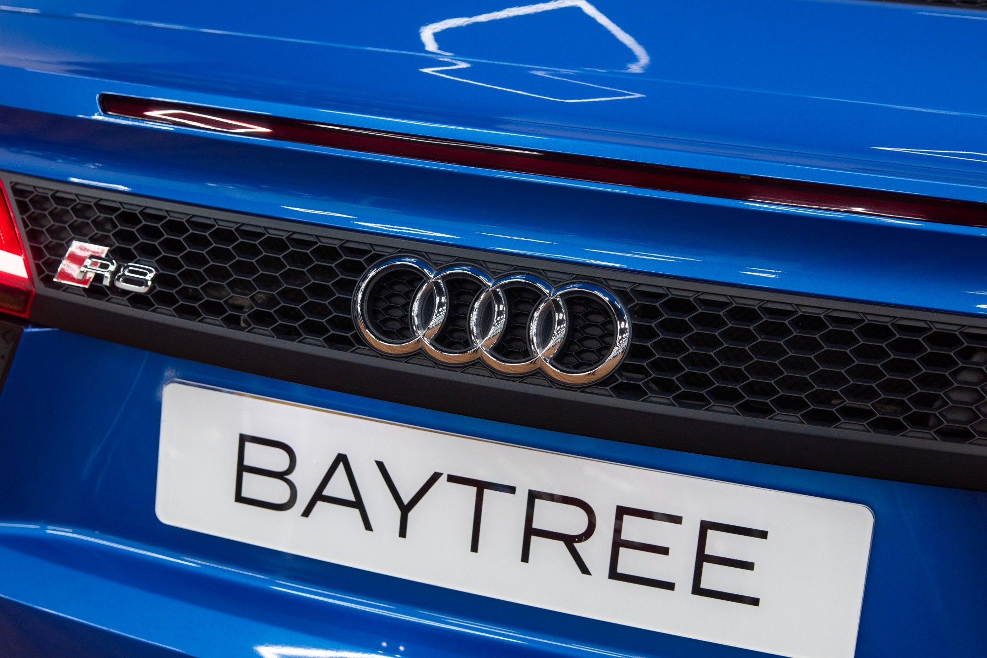 USED 2017 AUDI R8 5.2 FSI V10 Spyder 