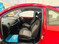 USED 2011 11 VOLKSWAGEN BEETLE 1.6 Hatchback Luna 3 Door Petrol Manual Euro 4 (102 ps) 13 SERVICES TO 33,516 MILES