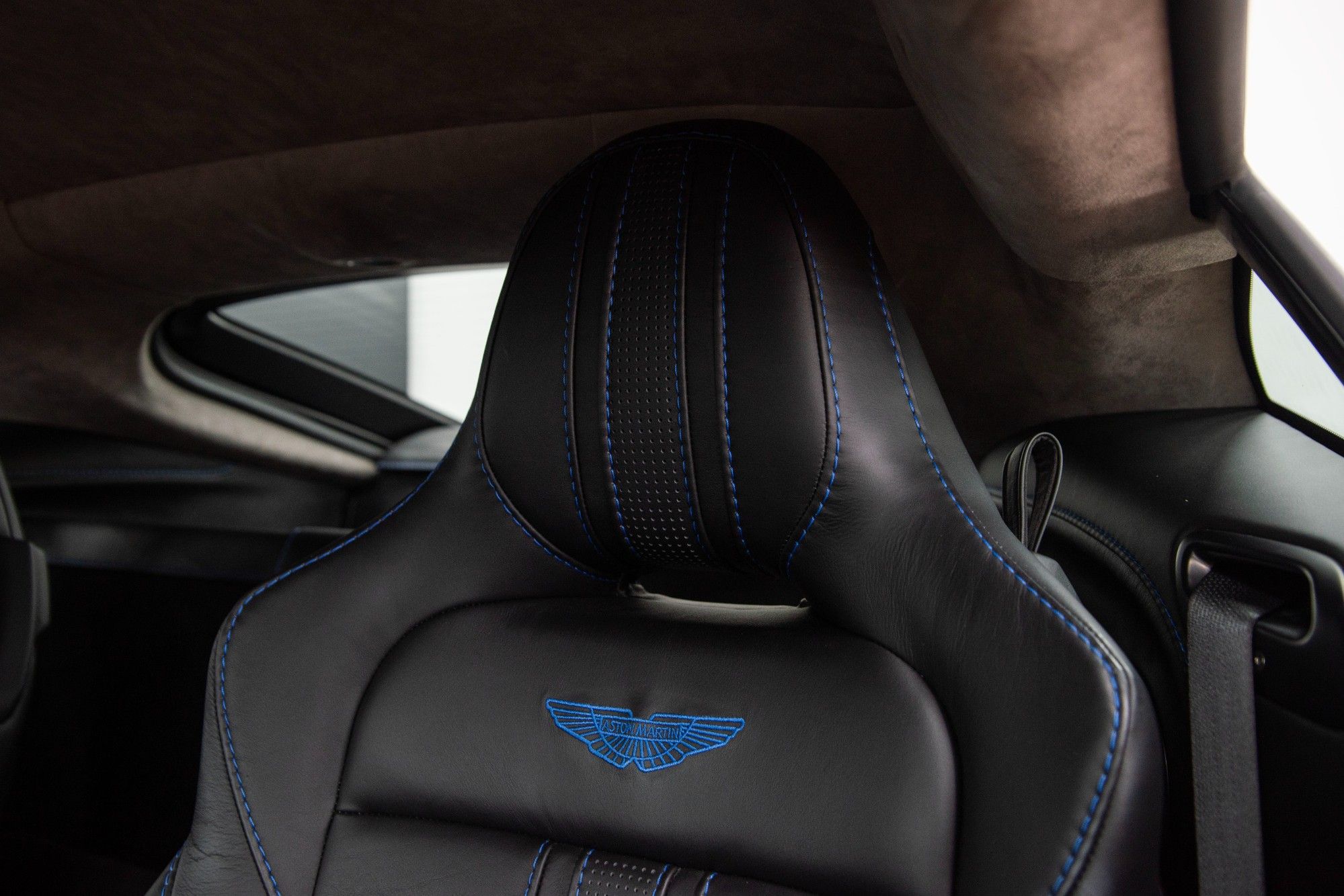 USED 2019 ASTON MARTIN VANTAGE 4.0 V8 Coupe 