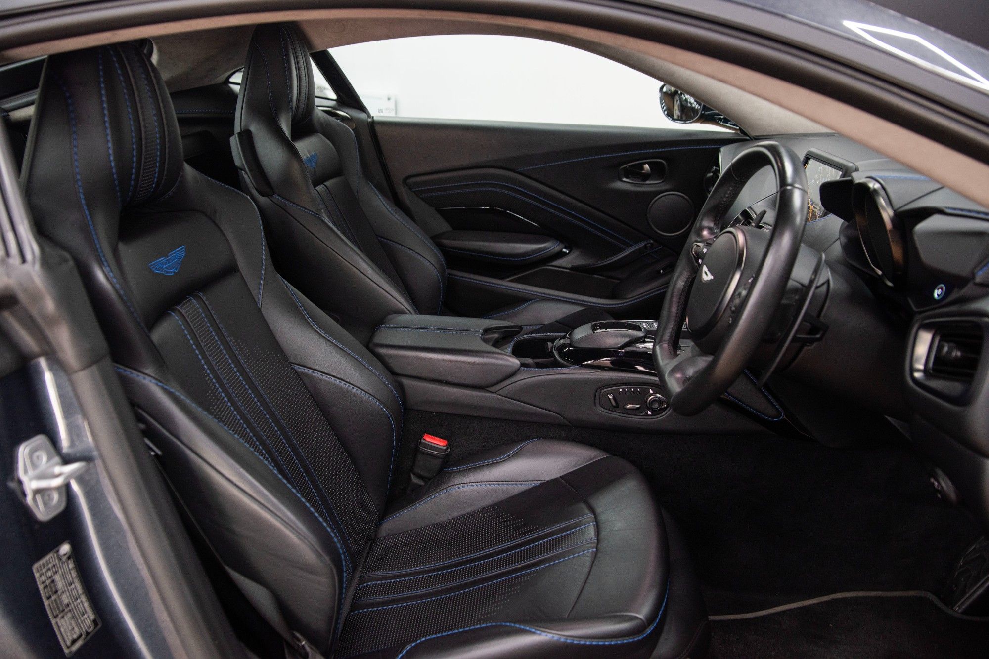 USED 2019 ASTON MARTIN VANTAGE 4.0 V8 Coupe 