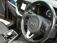 USED 2021 21 KIA NIRO 64kWh 4+ SUV 5dr Electric Auto (201 bhp) STUNNING EXAMPLE MASSIVE SPEC SAT NAV LEATHER SUNROOF REAR VIEW CAMERA HEATED SEATS HEATED STEERING WHEEL VENTILATED SEATS CRUISE CONTROL PARKING SENSORS 1 OWNER EXCELLENT SERVICE HISTORY KIA WARRANTY