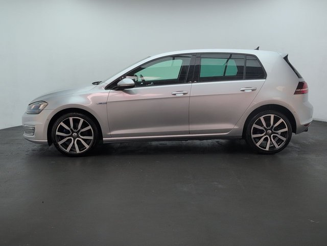USED 2015 65 Volkswagen Golf 1.4 TSI Gte Nav Hatchback 5dr Petrol Plug-In Hybrid DSg Euro 6 (s/S) (204 Ps) - Sat Nav, Reverse Cam, Privacy