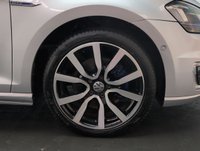 USED 2015 65 Volkswagen Golf 1.4 TSI Gte Nav Hatchback 5dr Petrol Plug-In Hybrid DSg Euro 6 (s/S) (204 Ps) - Sat Nav, Reverse Cam, Privacy