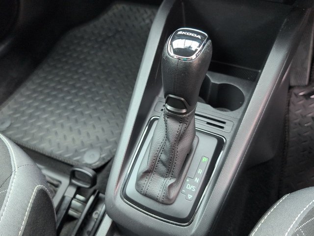 USED 2021 21 Skoda Fabia 1.0 TSI Colour Edition Hatchback 5dr Petrol DSg Euro 6 (s/S) (95 Ps) - Sensors, Air Con, Bluetooth