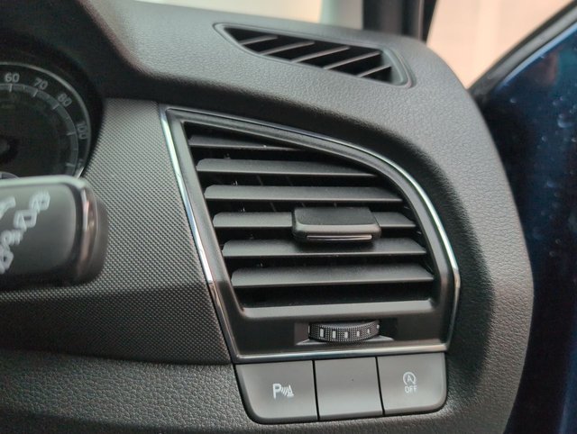 USED 2021 21 Skoda Fabia 1.0 TSI Colour Edition Hatchback 5dr Petrol DSg Euro 6 (s/S) (95 Ps) - Sensors, Air Con, Bluetooth