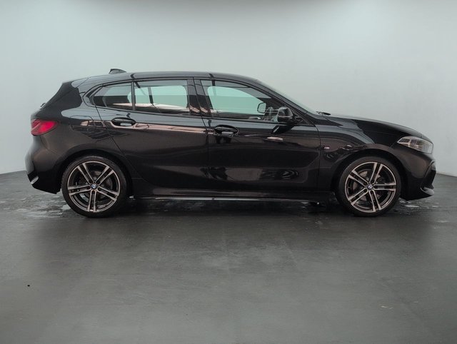 USED 2022 22 BMW 1 Series 1.5 118i M Sport (lcp) Hatchback 5dr Petrol Manual Euro 6 (s/S) (136 Ps) - Sat Nav, Sensors, Climate