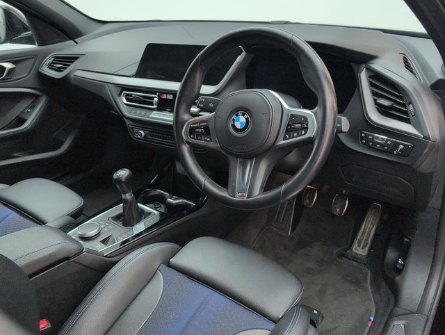 USED 2022 22 BMW 1 Series 1.5 118i M Sport (lcp) Hatchback 5dr Petrol Manual Euro 6 (s/S) (136 Ps) - Sat Nav, Sensors, Climate