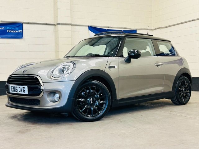 2016 16 MINI Hatch 1.5 Cooper Panoramic Hatchback 3 Door Petrol Auto Euro 6 (s/s) (136 ps)