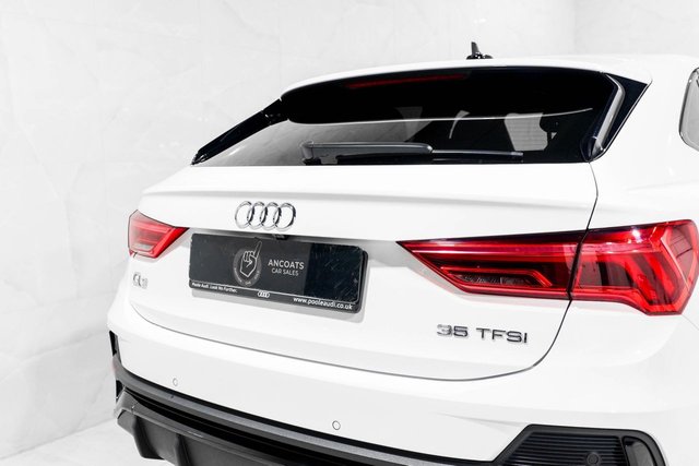 2021 Audi Q3 1.5L Black Edition 5dr - Photo 5