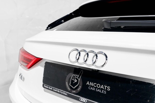 2021 Audi Q3 1.5L Black Edition 5dr - Photo 7