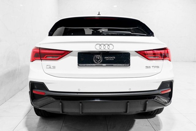 2021 Audi Q3 1.5L Black Edition 5dr - Photo 9