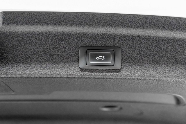 2021 Audi Q3 1.5L Black Edition 5dr - Photo 11