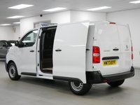 USED 2023 73 PEUGEOT EXPERT 1.5 BLUEHDI 100 BHP PROFESSIONAL PREMIUM + ( DELIVERY MILES ) AIR CON | SAT NAV | 3 SEATS | DELIVERY MILES
