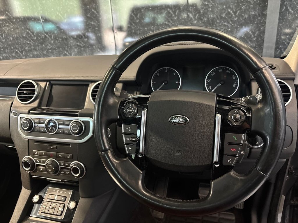 USED 2016 16 LAND ROVER DISCOVERY 4 3.0 SD V6 Landmark SUV 5dr Diesel Auto 4WD Euro 6 (s/s) (256 bhp) 2 OWNERS|SIDE STEPS|TOW BAR