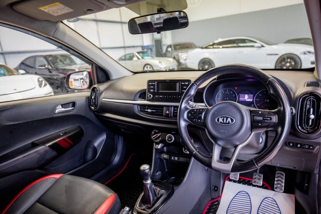 2018 Kia Picanto 1L Gt-Line 5dr - Photo 2