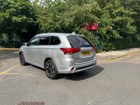 USED 2018 18 MITSUBISHI OUTLANDER 2.0h 12kWh 4hs SUV 5dr Petrol Plug-in Hybrid CVT 4WD Euro 6 (s/s) (200 ps) 