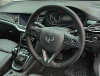 USED 2021 21 Vauxhall Astra 1.2 Turbo Elite Nav Premium Hatchback 5dr Petrol Manual Euro 6 (s/S) (145 Ps) - Sat Nav, Leather, Heated Seats
