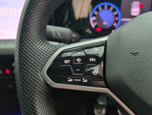 USED 2022 22 Volkswagen Golf 1.5 TSI R-Line Hatchback 5dr Petrol Manual Euro 6 (s/S) (130 Ps) - Sat Nav, Privacy, Sensors