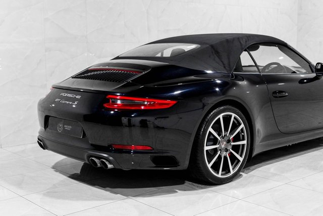 2016 Porsche 911 3L 991 Carrera S 2dr - Photo 4