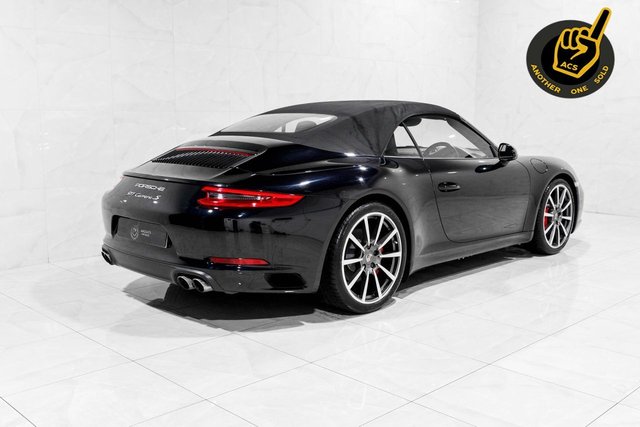 2016 Porsche 911 3L 991 Carrera S 2dr - Photo 2