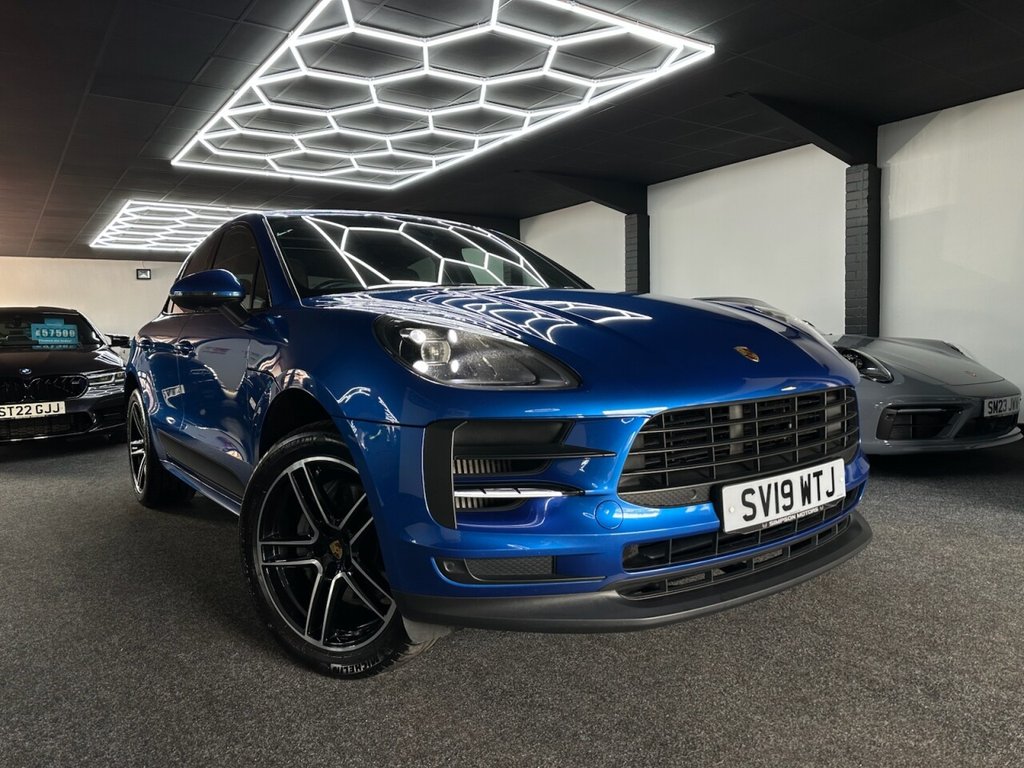View our PORSCHE MACAN
