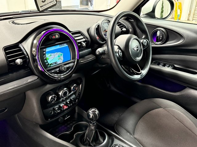 View our MINI CLUBMAN