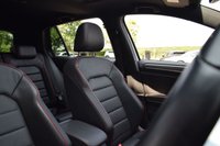 USED 2019 69 VOLKSWAGEN GOLF 2.0 TSI GPF GTI Performance Hatchback 5dr Petrol DSG Euro 6 (s/s) (245 ps) PAN ROOF / LEATHER / MAXTON