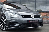 USED 2017 P VOLKSWAGEN GOLF 2.0 TSI R Hatchback 3dr Petrol DSG 4Motion Euro 6 (s/s) (310 ps) PAN ROOF / LEATHER / BILSTEIN
