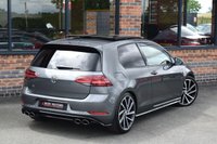 USED 2017 P VOLKSWAGEN GOLF 2.0 TSI R Hatchback 3dr Petrol DSG 4Motion Euro 6 (s/s) (310 ps) PAN ROOF / LEATHER / BILSTEIN