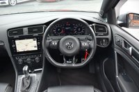 USED 2017 P VOLKSWAGEN GOLF 2.0 TSI R Hatchback 3dr Petrol DSG 4Motion Euro 6 (s/s) (310 ps) PAN ROOF / LEATHER / BILSTEIN