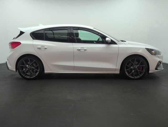 USED 2020 20 Ford Focus 2.3t Ecoboost ST Hatchback 5dr Petrol Manual Euro 6 (s/S) (280 Ps) - Sat Nav + Heated Seats